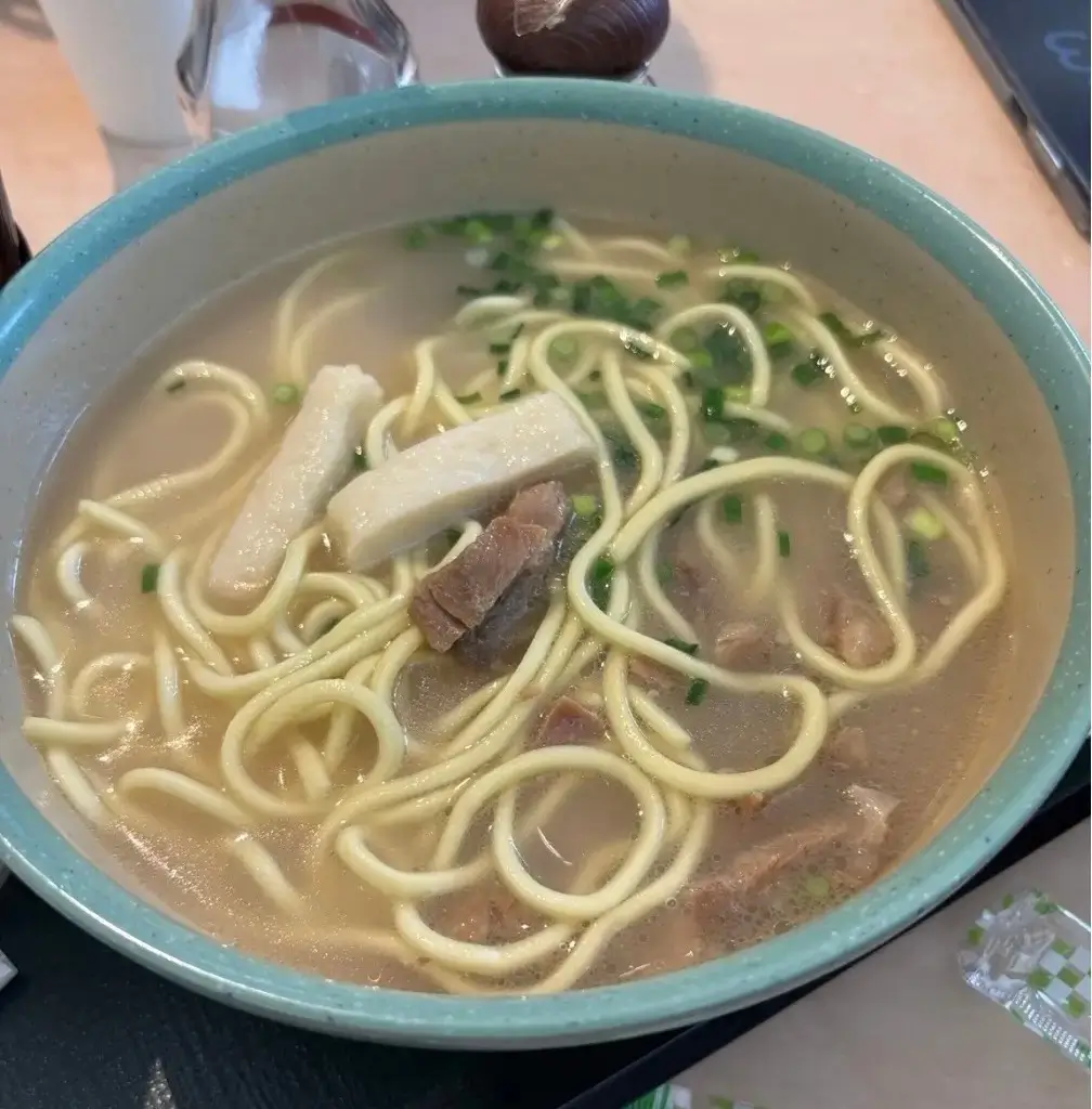 やいま村の八重山そば